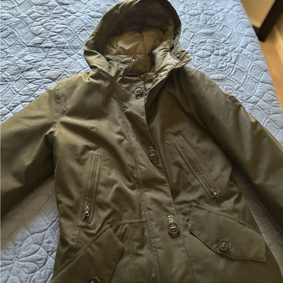 North face Winter Coat - Picture 4 of 4